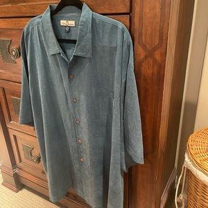 TOMMY BAHAMA TEAL XXL SILK SHIRT; fabric is lightweight w/ palm highlights $25